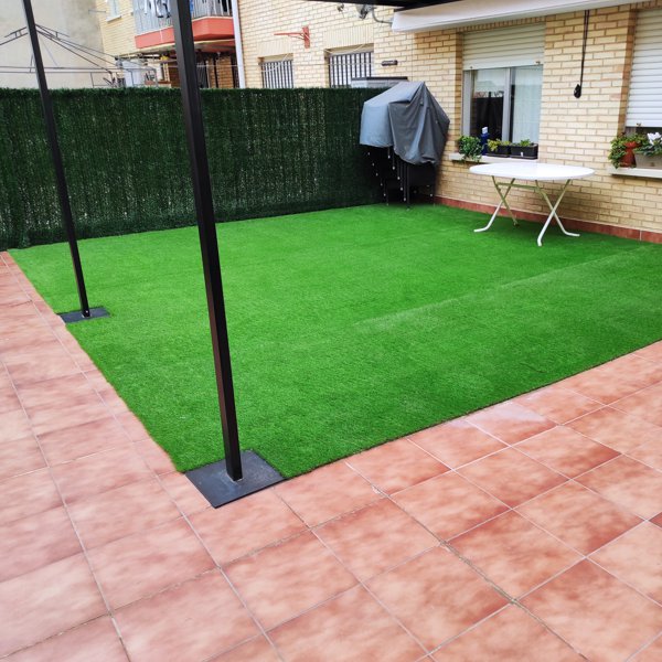 Proyecto de paisajismo en terraza de patio interior.