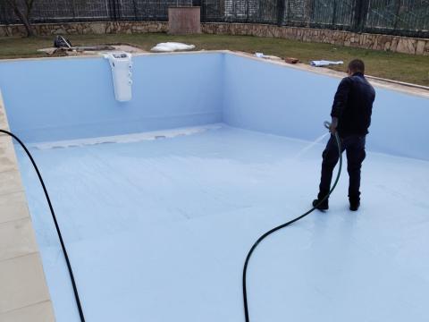 Piscina con liner nuevo terminada